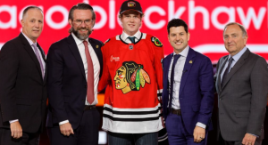 Chicago Blackhawks underskriver Marek Vanacker til en treårig udkast til kontrakt